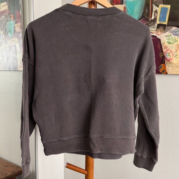 Madewell - Waffle Knit Boxy Sweatshirt Tee in Black Coal - Picture 7 of 11